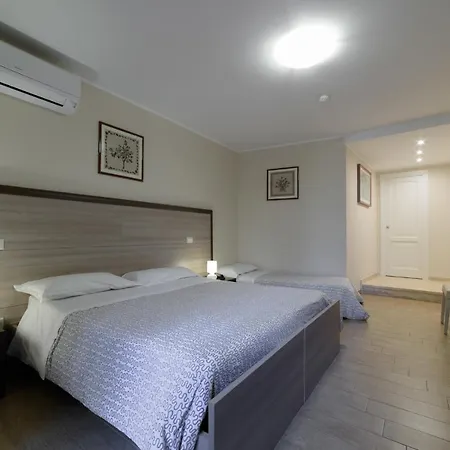 Flora Hotell 3*