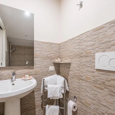 Hotell Flora Todi